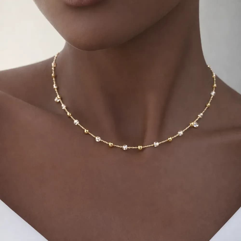 Colar Fino Cristais Delicados Banhado Ouro 18k